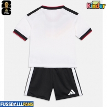 Deutschland Heimtrikotsatz Kinder WM 2026 Kurzarm (+ Kurze Hosen)
